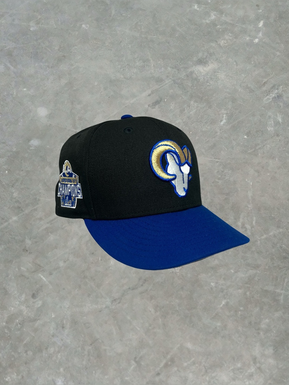 Los Angeles Rams New Era 59Fifty Hat Two Tone Black Blue Fitted Cap Size 7 1/8